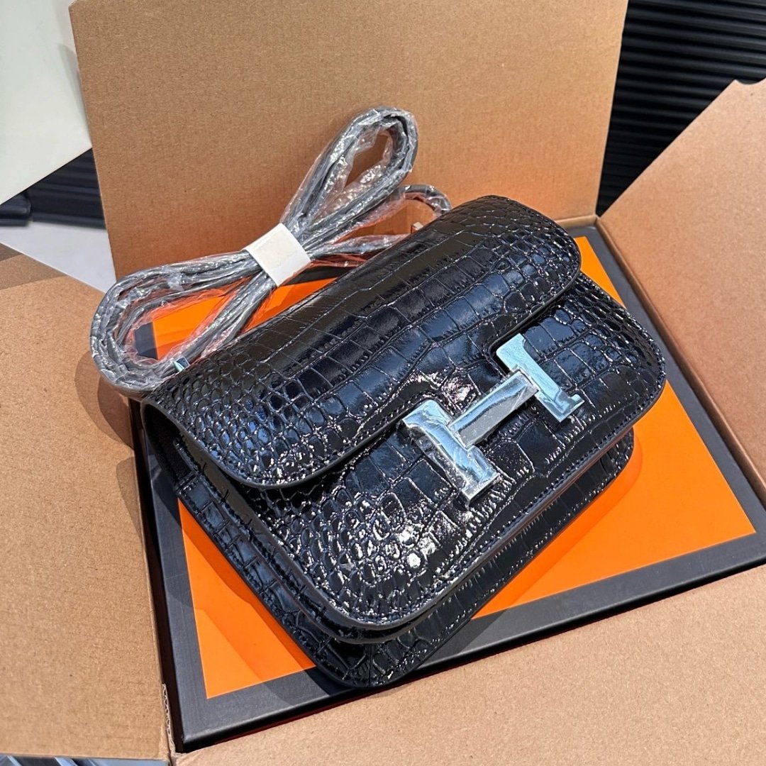 H**me5 Mini Constance 19 Shiny Alligator Palladium Hardware Black 19Cm