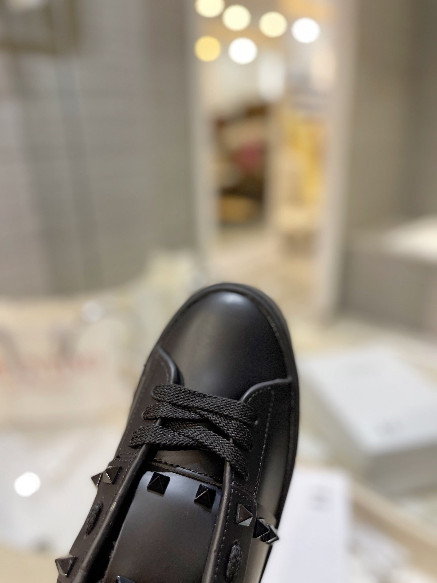 Va1e*ntin0 Garavani Flatform Rockstud Untitled Sneaker In Calfskin Black