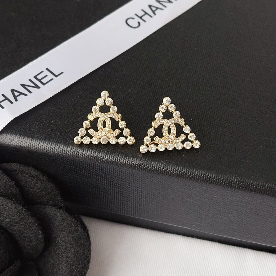 Ch**el Cc Logo With Triangular Gemstones Gold Ab2468 B010203 Nk635