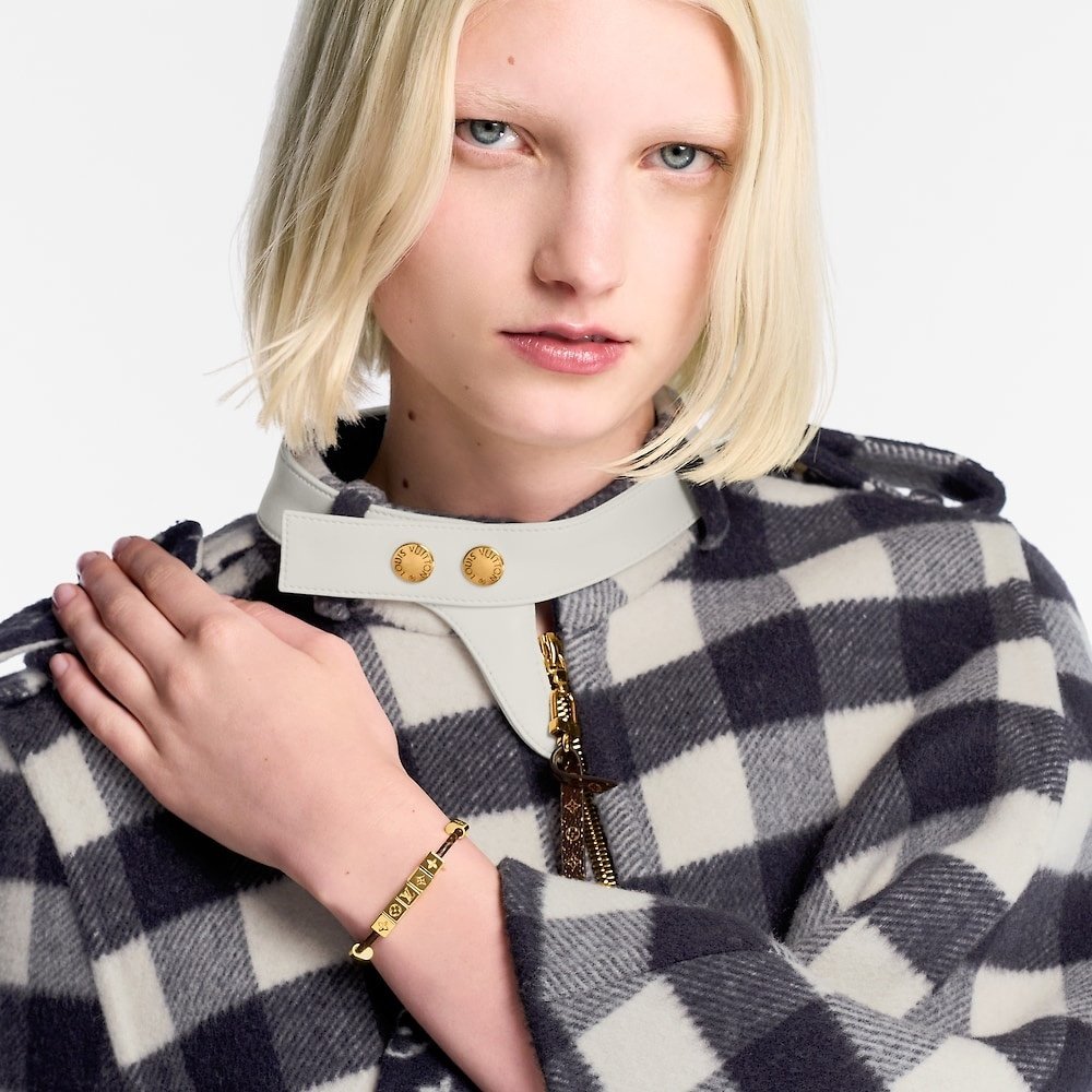 L0vis Vvtt0n Lv Cube Bracelet Monogram Brown M8918Z