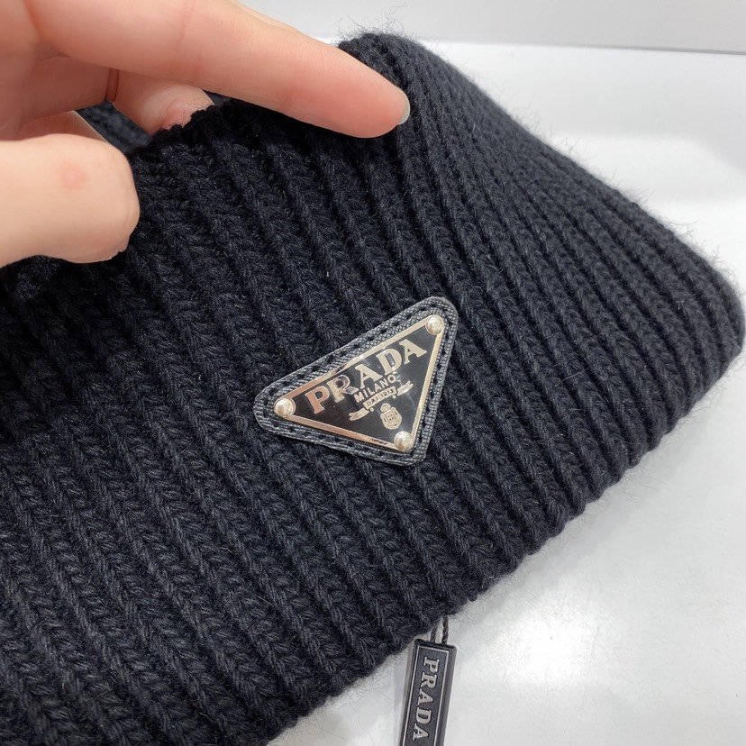 Pra*a Wool And Cashmere Beanie Silver Black Umd489 3Im F0002 S 211
