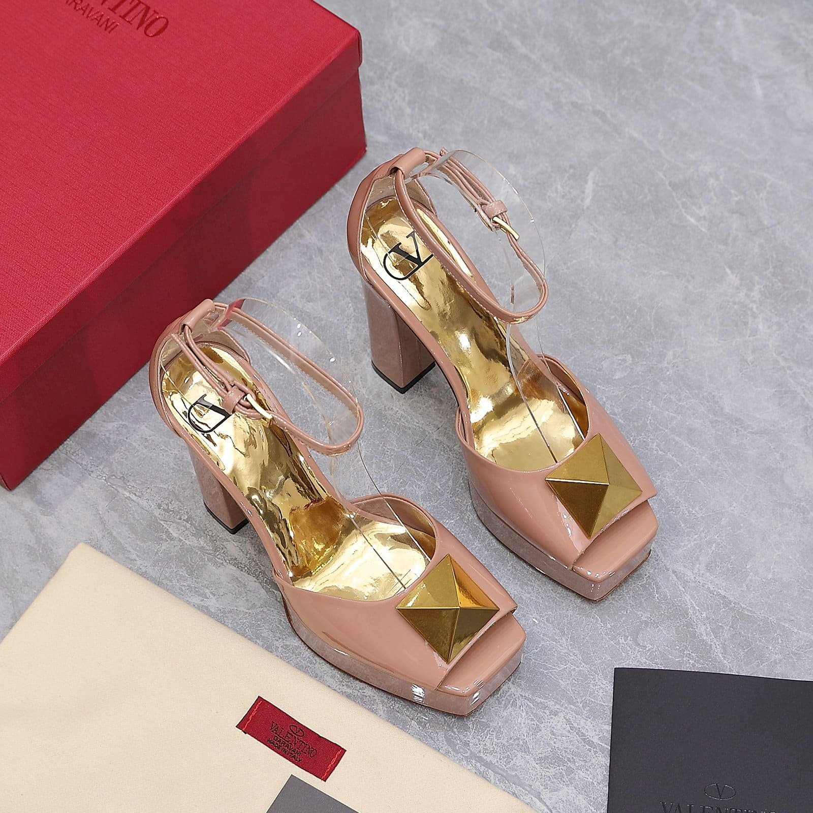 [S*per Vip 1:1] Va1e*ntin0 Garavani Open Toe Pump One Stud Platform Patent Leather Rose Cannelle 1W2S0Ea3Laf Gf9
