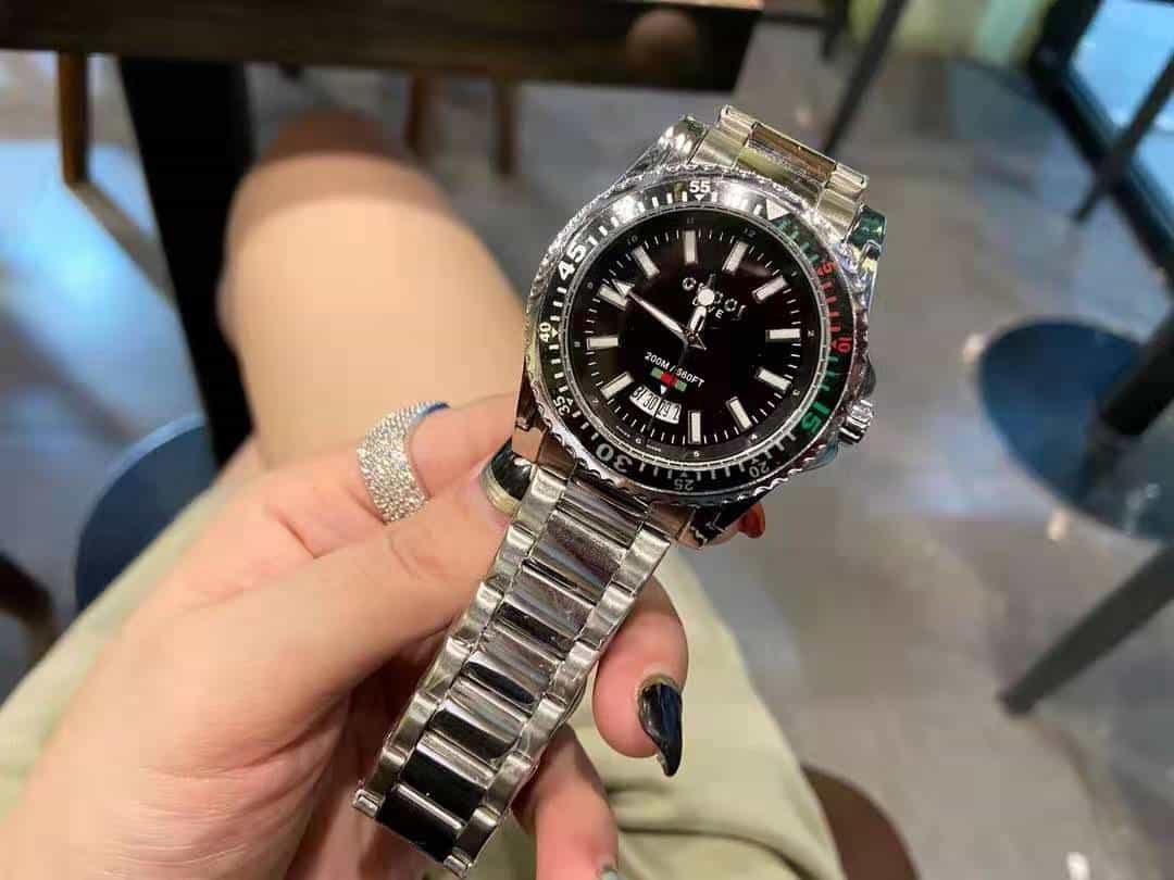 Gvc*1 Dive Black Dial Watch 40Mm