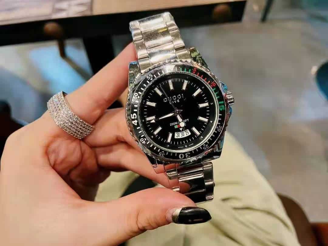 Gvc*1 Dive Black Dial Watch 40Mm